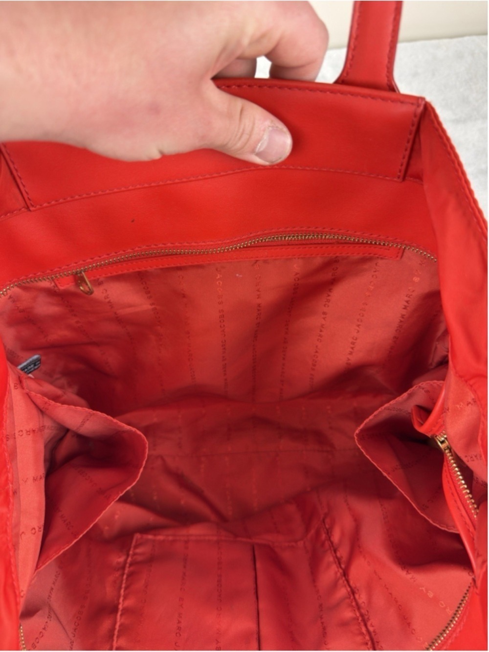 Marc By Marc Jacobs Red Nylon Tote Bag Large Indonesia - Picture 16 of 16